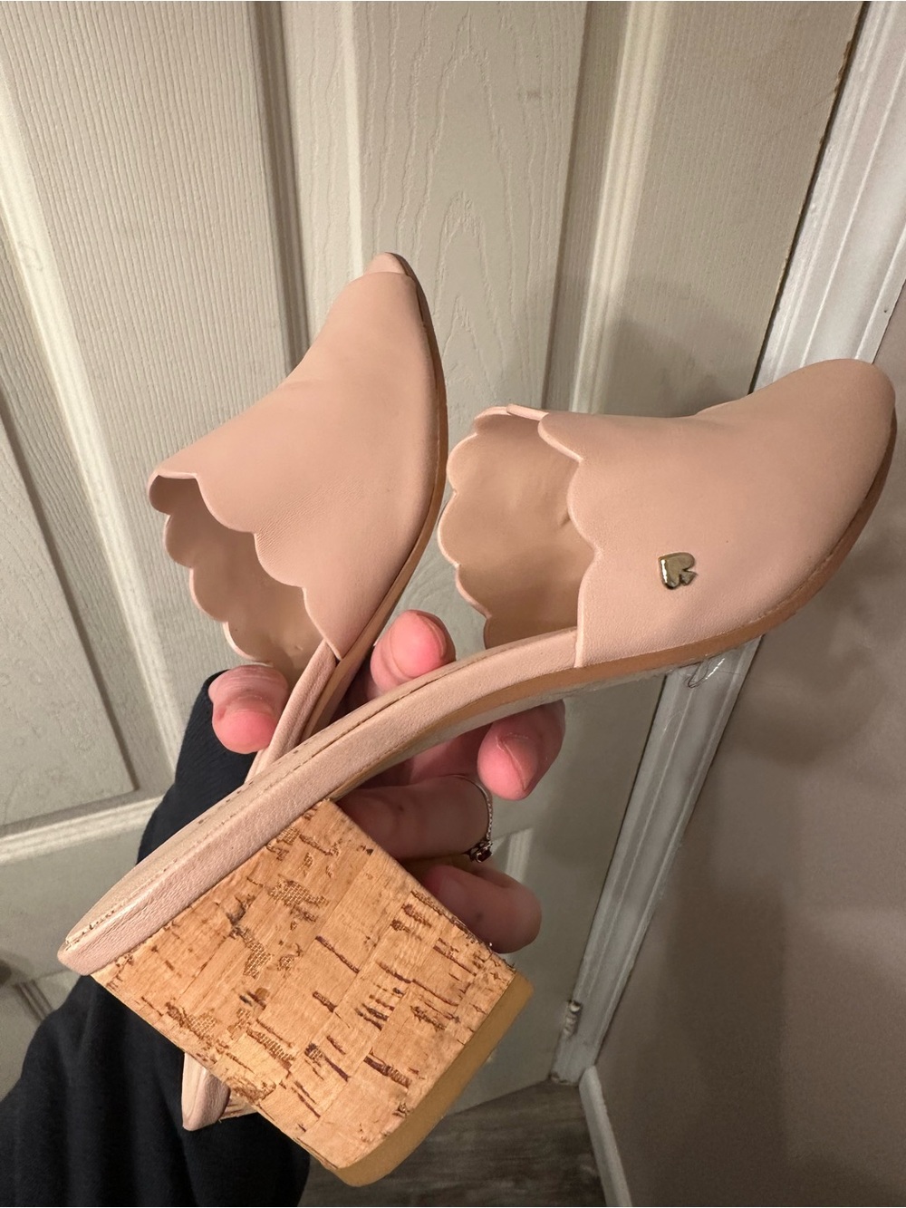 Kate Spade Scallop-Edge Nude Block Heel Mules Women’s 9